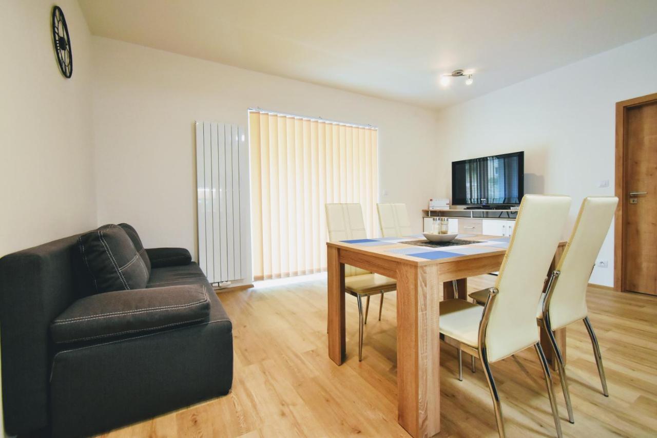 Apartma Promenada 276-12 Apartment Horni Marsov Ngoại thất bức ảnh